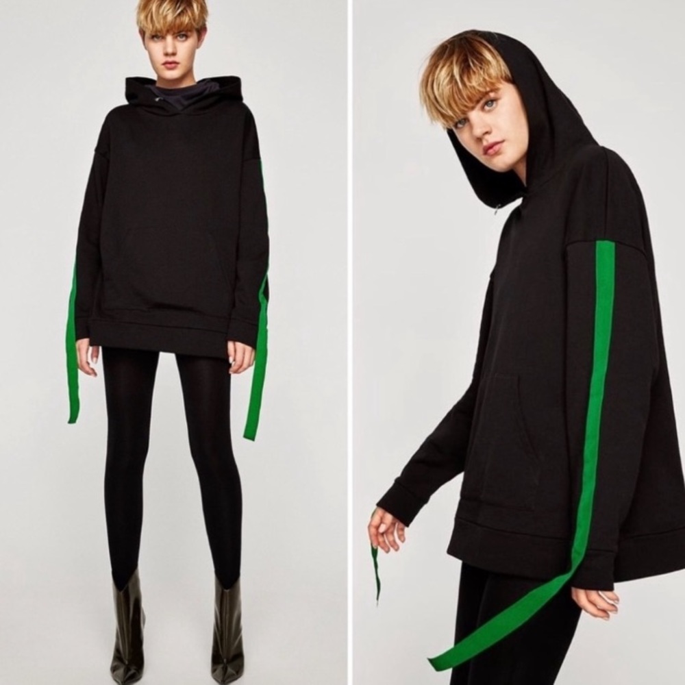 Zara Trafaluc Woman’s Oversized Pullover Hoodie w/Green Ribbon Size S